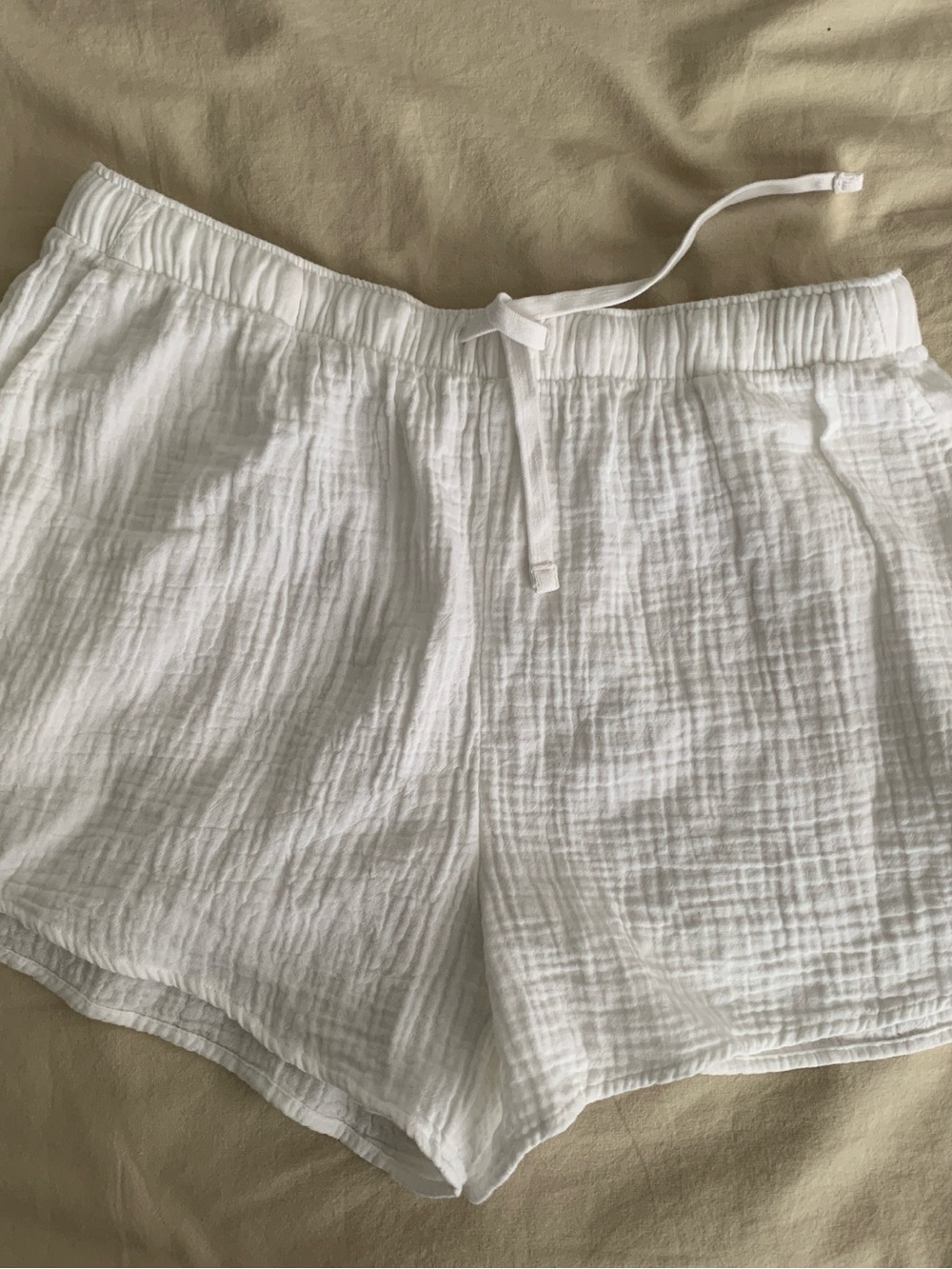Aritzia Organic Cotton White Shorts (M)